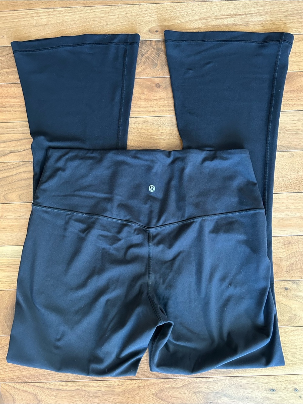 🍋Lululemon Grove Flare HR Pants Size 14
